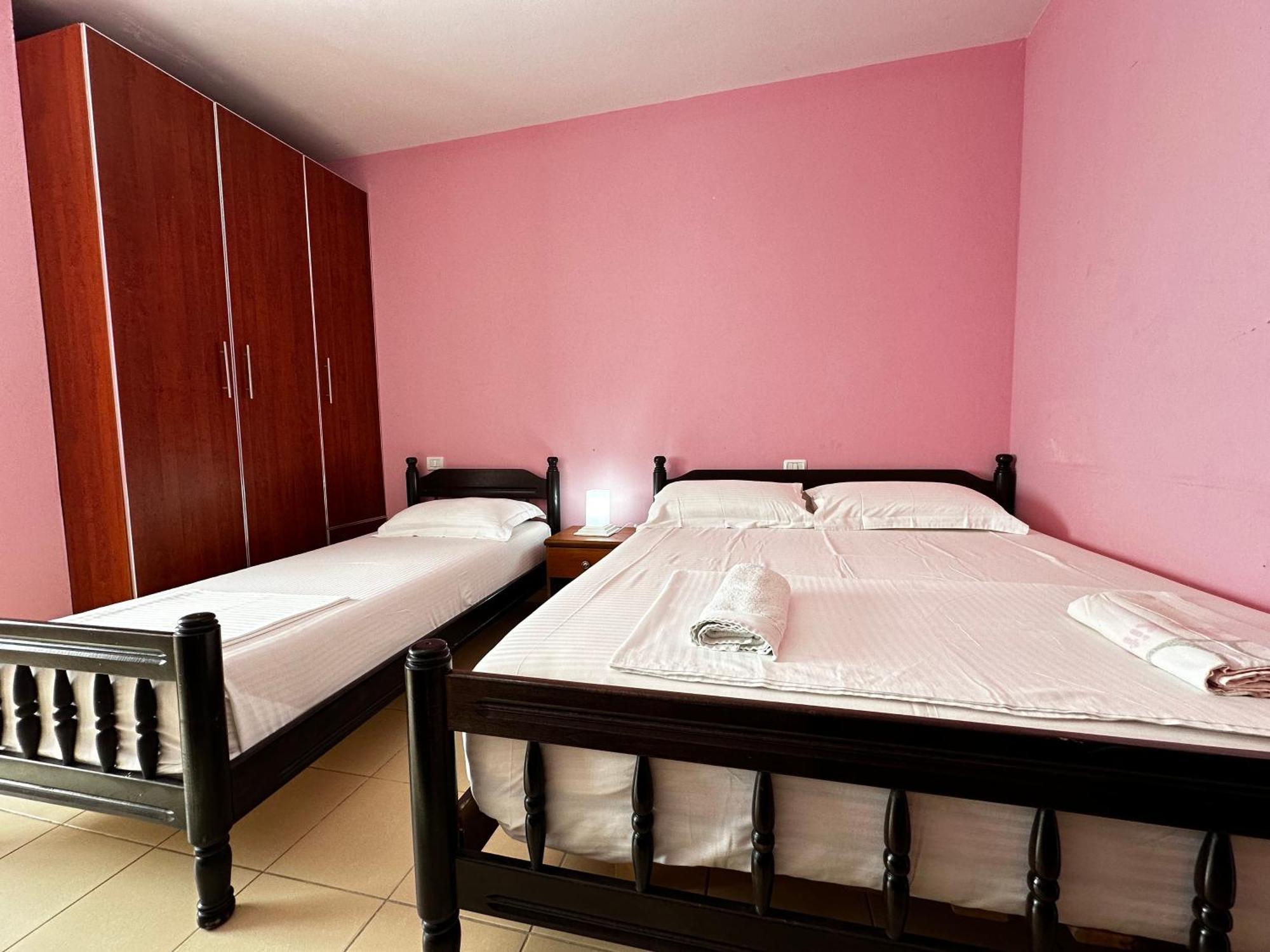 Romance Holiday Garden Inn Durres Luaran gambar