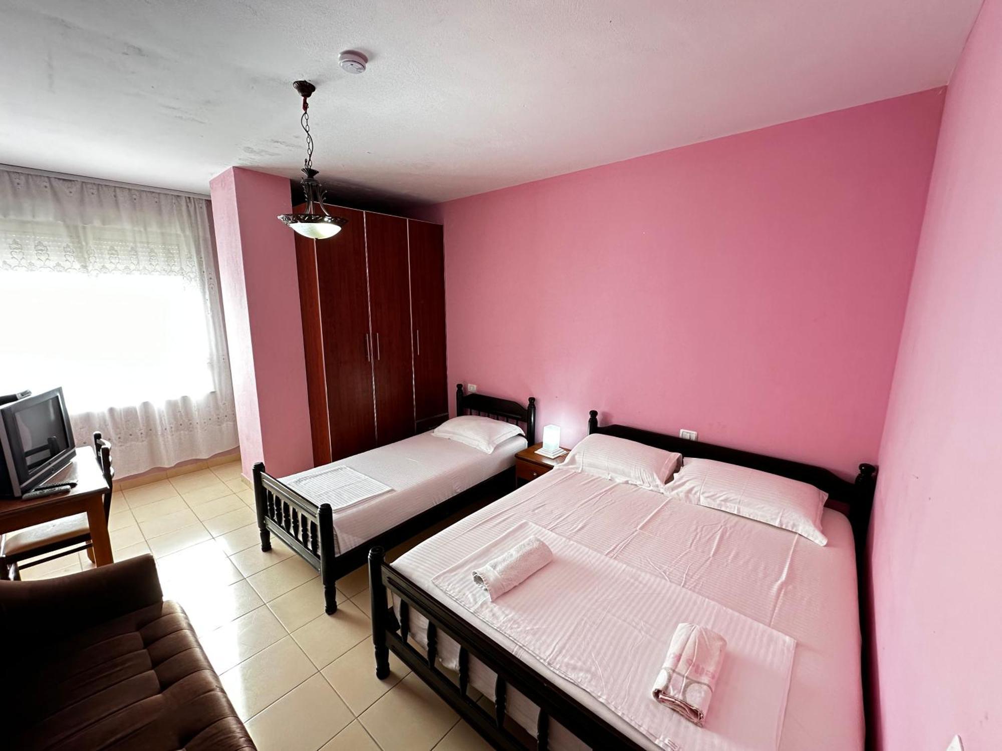 Romance Holiday Garden Inn Durres Luaran gambar