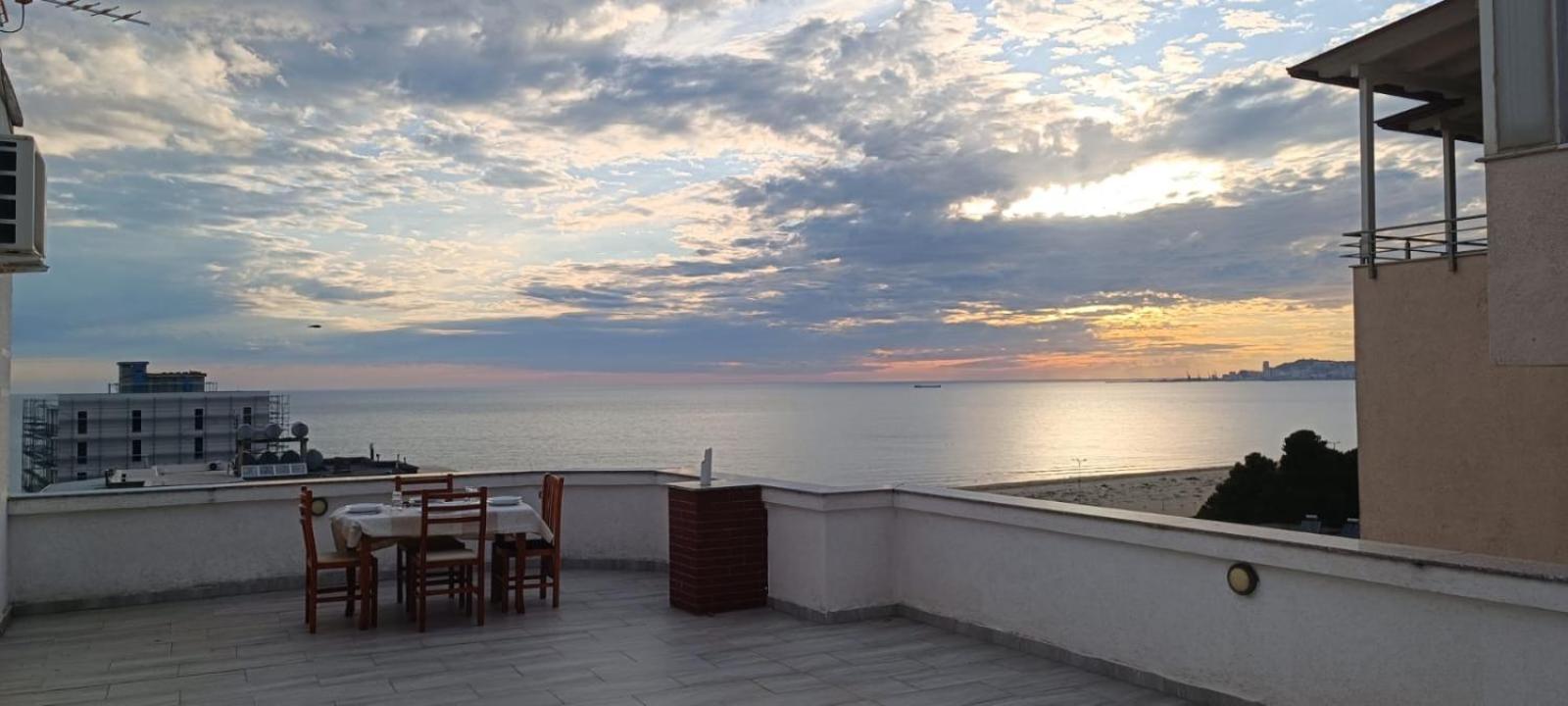 Romance Holiday Garden Inn Durres Luaran gambar